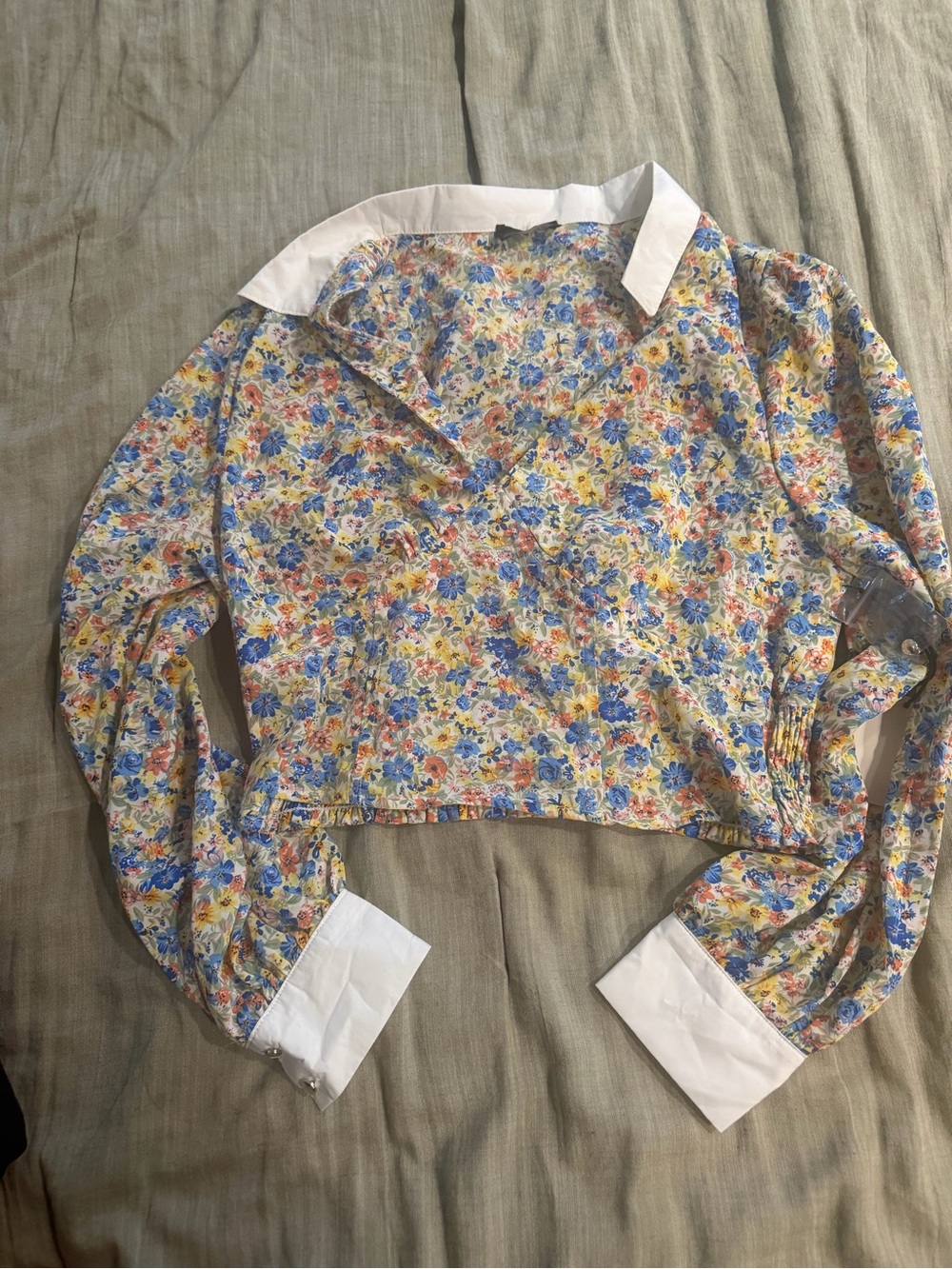 Milk & Honey Floral Collar Cropped Blouse